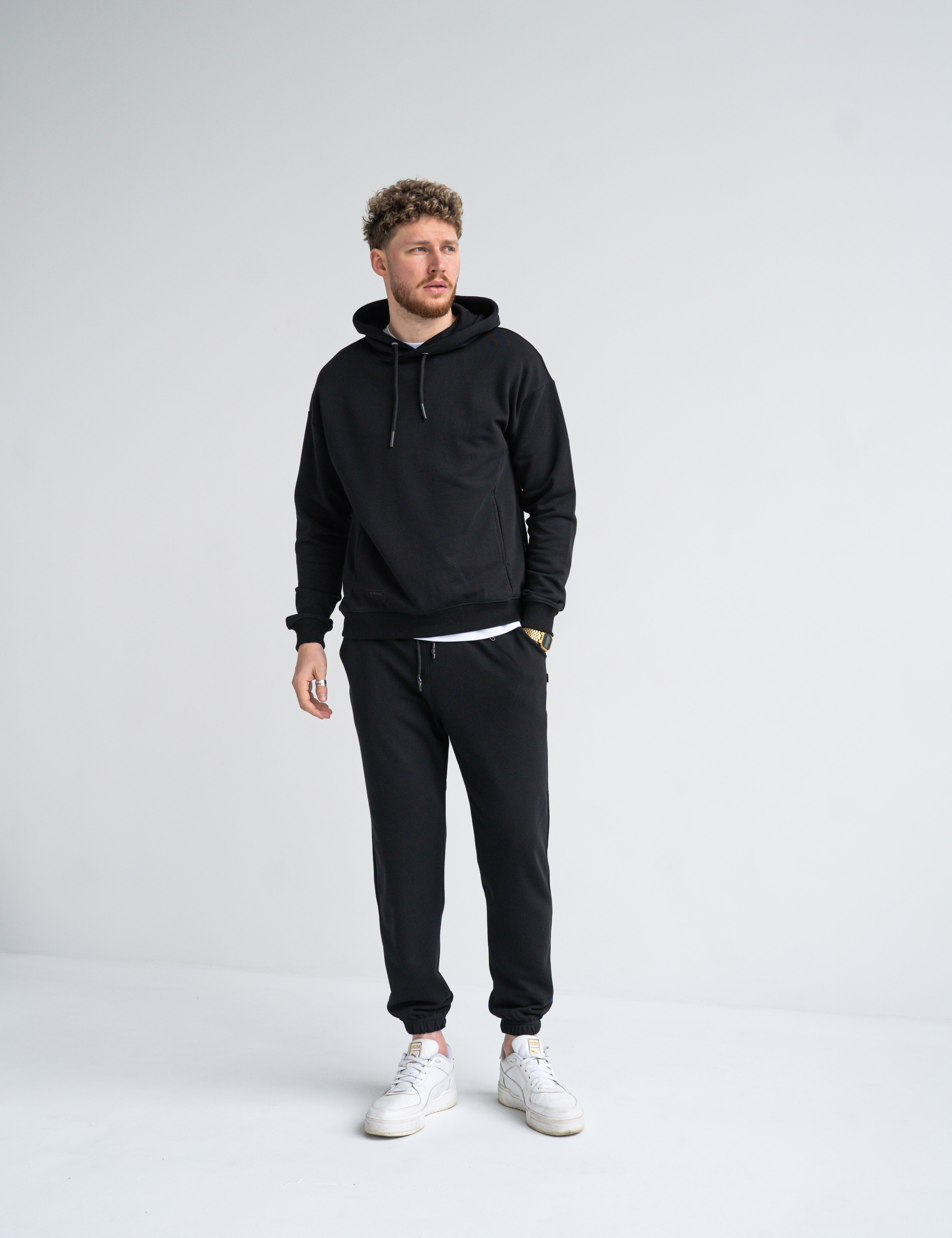 Картинка Спортивний костюм чорний